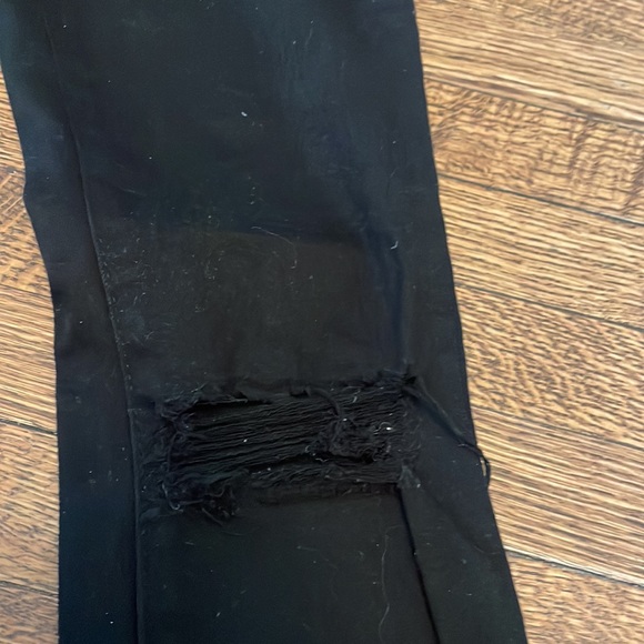 AG Low Rise Black Denim Super Skinny Ankle Jean. - distressed - Picture 5 of 12